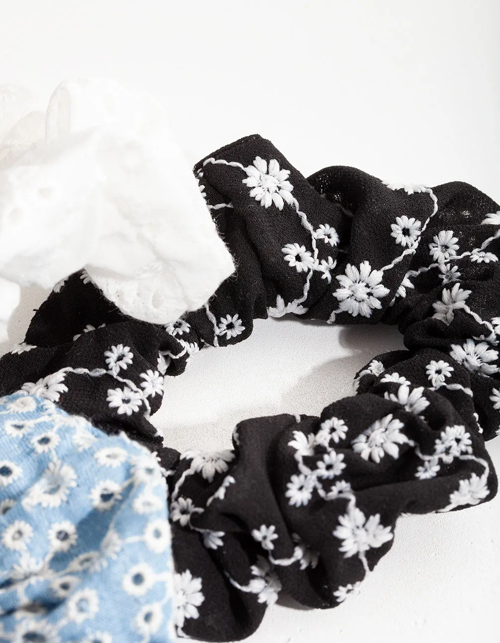 Floral Black Blue White Scrunchie Pack