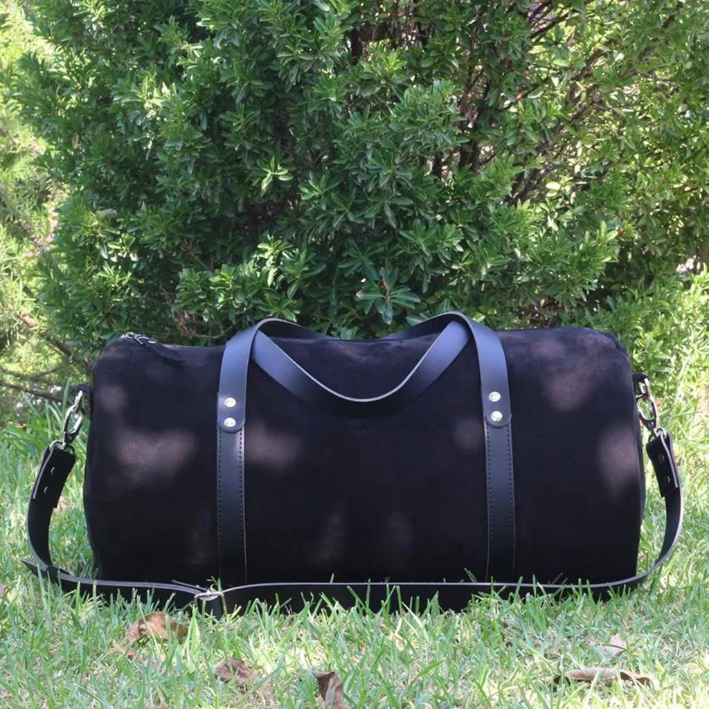 Weekender and duffel leather bag