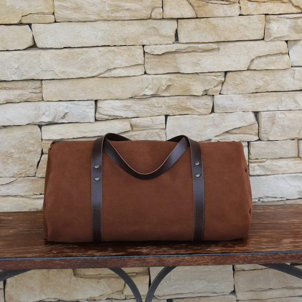 Weekender and duffel leather bag